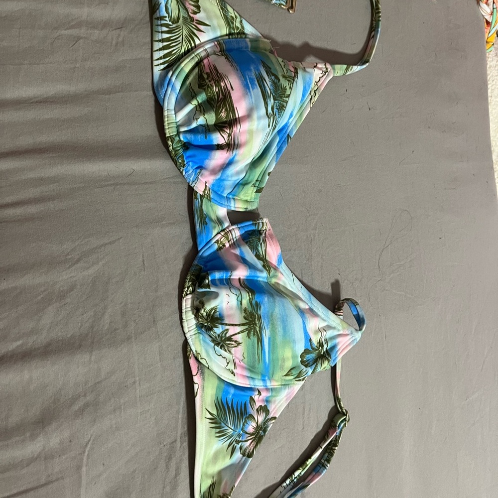 Bathing suit
